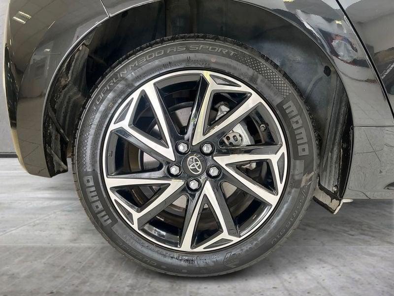 Toyota Yaris Hybrid Trend MY22