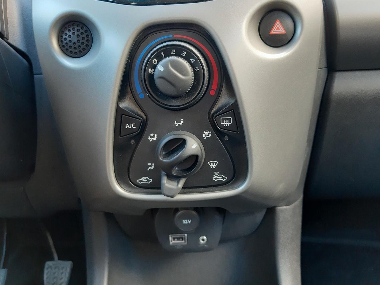 Peugeot 108 VTi 68 5 porte Active