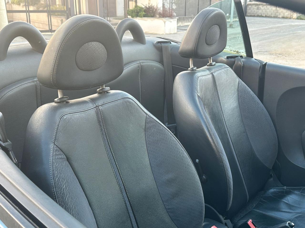 Nissan Micra C+C 1.4 16V Active Luxury