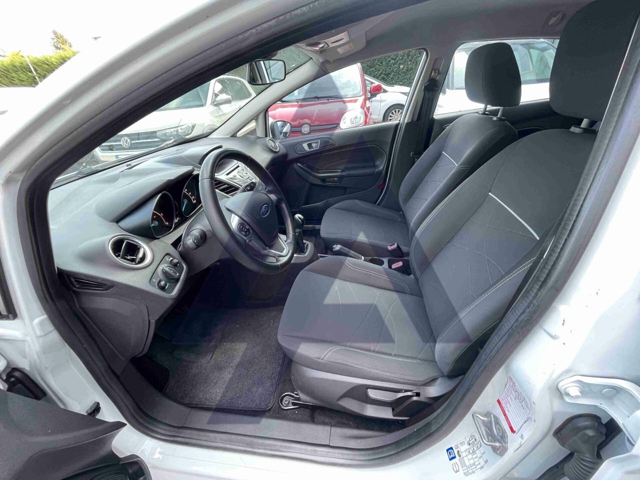 FORD Fiesta Van1.5 75cv tdci T4 POSTI