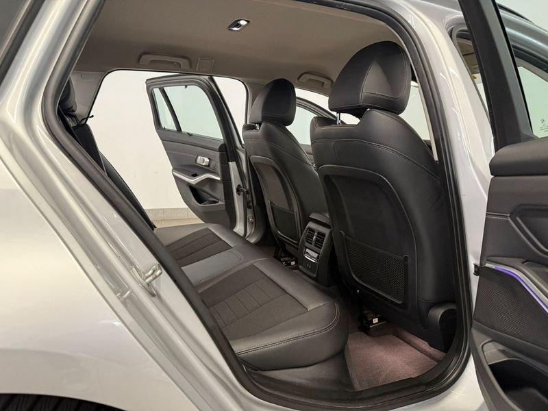 BMW Serie 3 318d 48V Touring sport Auto