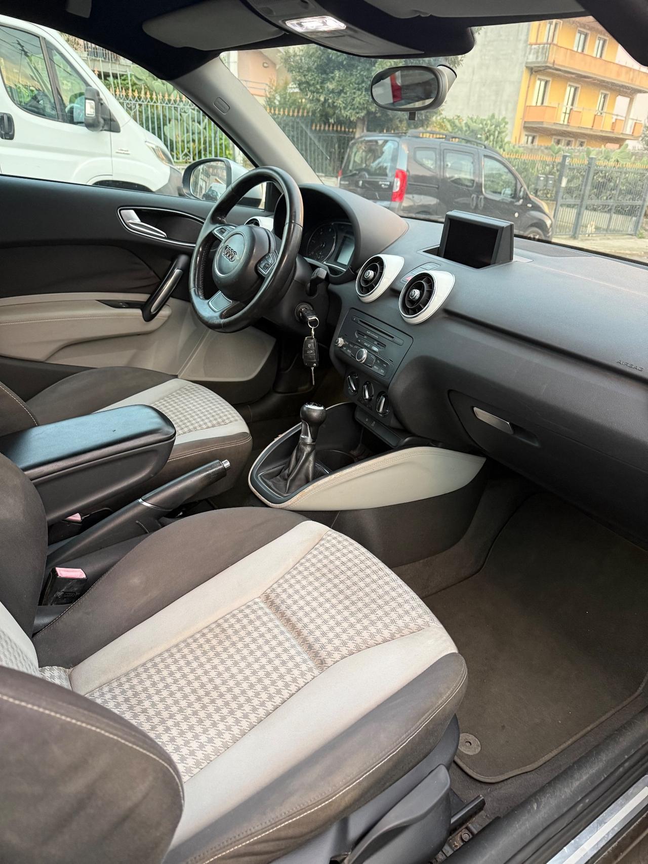 Audi A1 1.6 TDI 105 CV Ambition