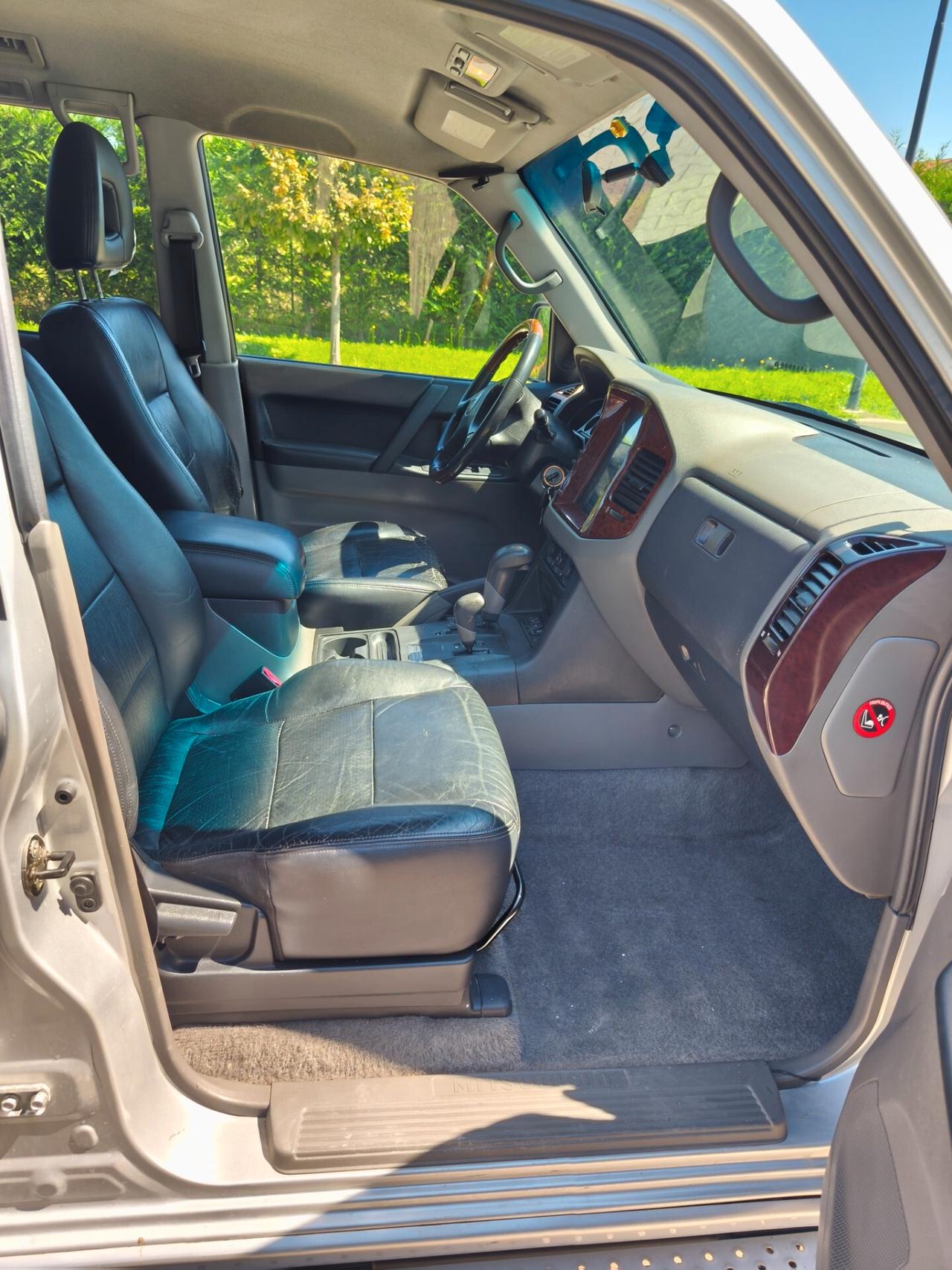 Mitsubishi Pajero 3.2D GANCIO T.R molti lavori fatti