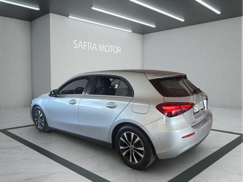 Mercedes-Benz Classe A A 180 d Advanced Auto