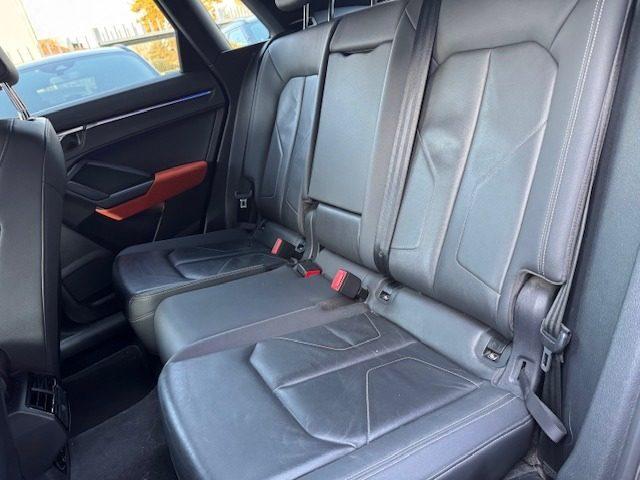 AUDI Q3 35 TDI S tronic S-LINE EDITION