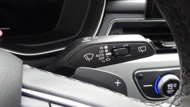 AUDI A4 Avant 40 TDI S tronic Business Advanced