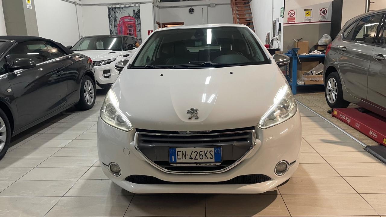 Peugeot 208 1.4 HDi 68 CV Allure GARANTITA