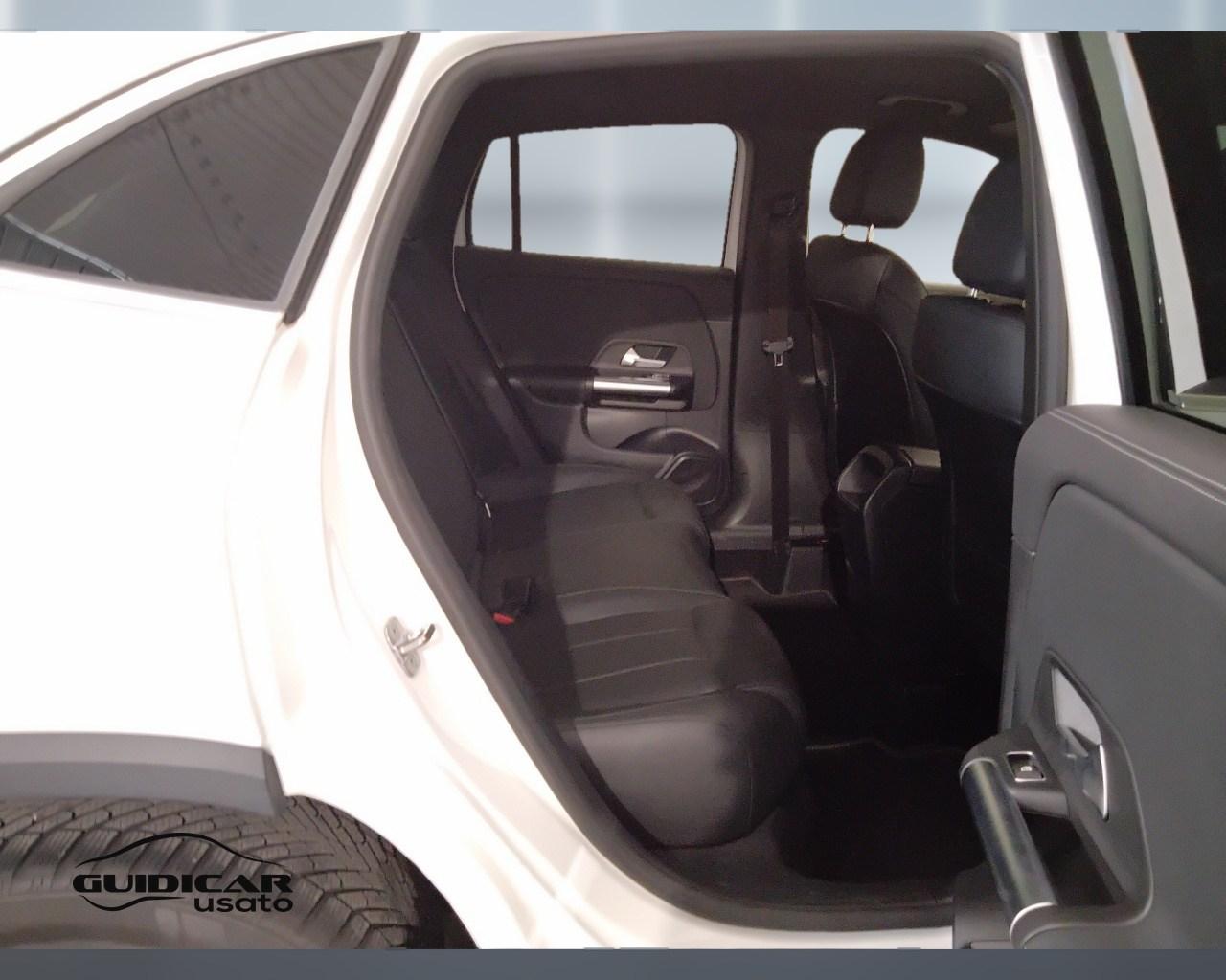 Mercedes-Benz GLA-H247 2023 - GLA 180 d Progressive Advanced auto