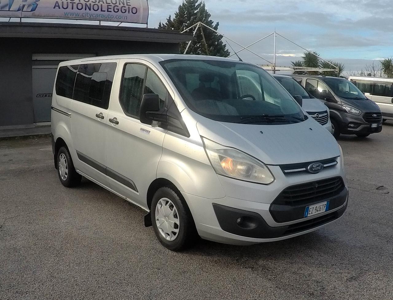 Ford Tourneo Custom 2.2 TDCi 125CV- 9 POSTI