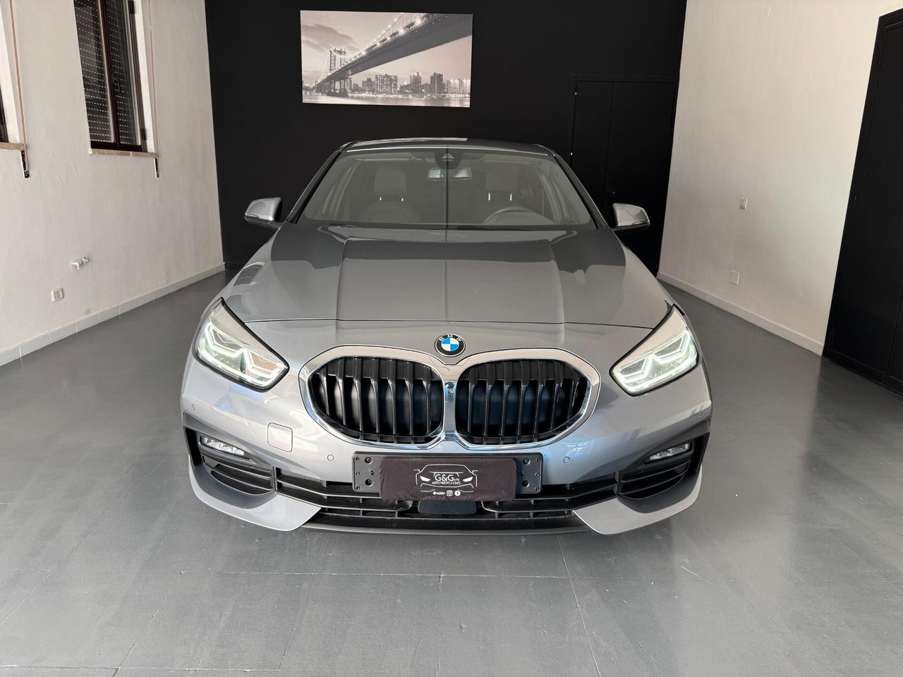 Bmw Serie 1 F40 116d - 2022