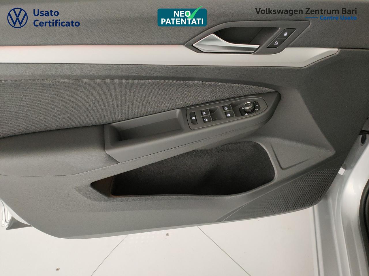 Volkswagen Golf 2.0 tdi life 115cv dsg