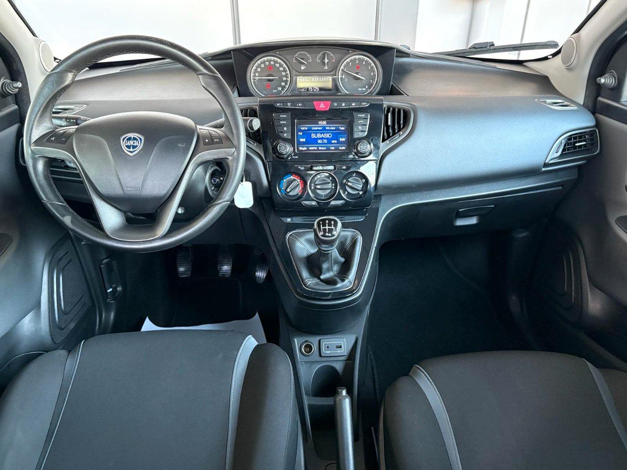 Lancia Ypsilon 5 Porte Ypsilon 1.2 Gold ecochic Gpl 69cv