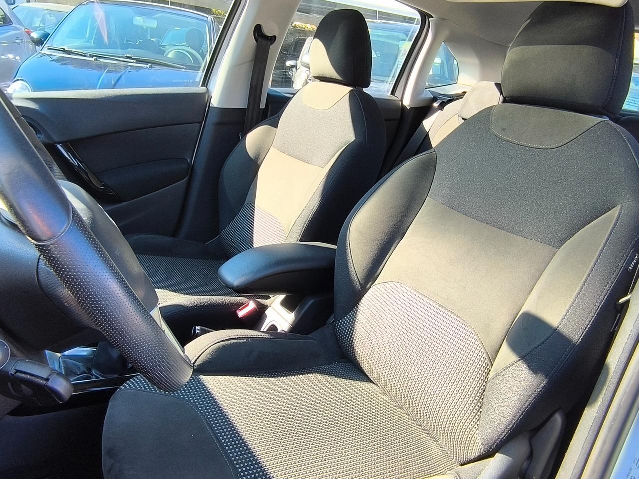 Citroen C3 1.4 VTi 95 GPL Exclusive