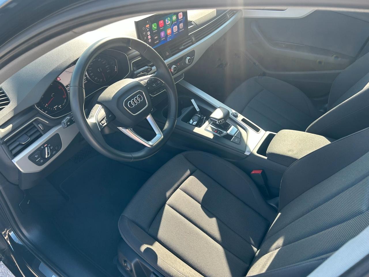 AUDI A4 Avant 30 2.0TDI 136CV S-Tronic Business
