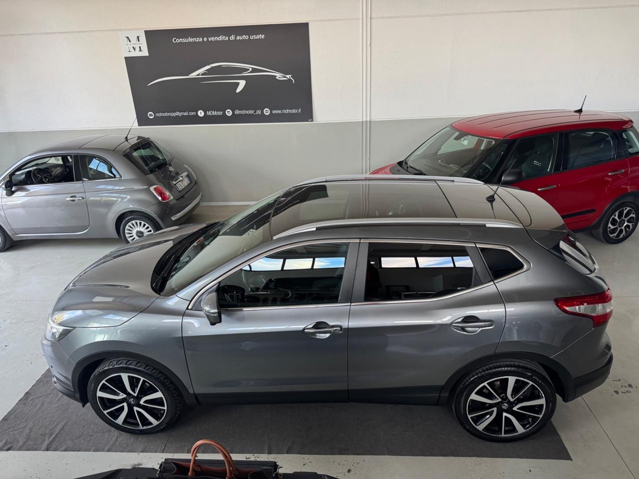 Nissan Qashqai 1.6 dCi tetto/camera