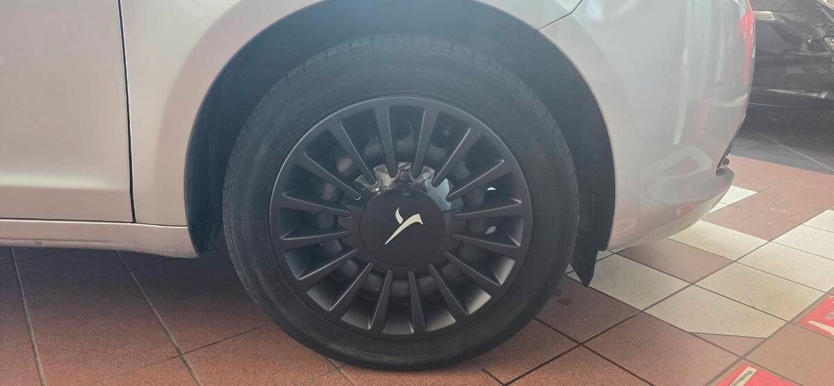 Lancia Ypsilon 1.2 Elefantino ecochic Gpl 69cv *gar Lancia 2anni*