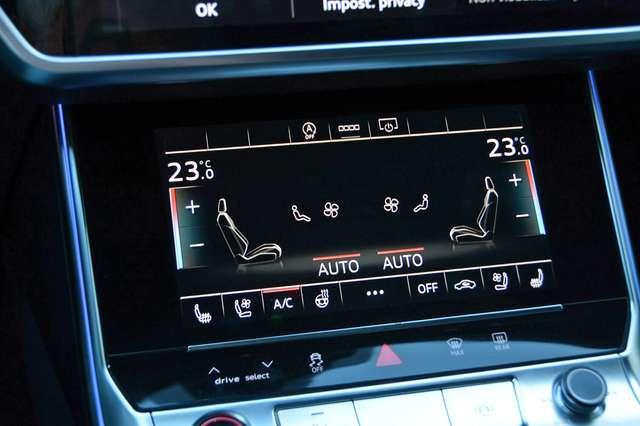 Audi RS6 Avant 4.0 mhev CARBO-22"-FULL SPEED