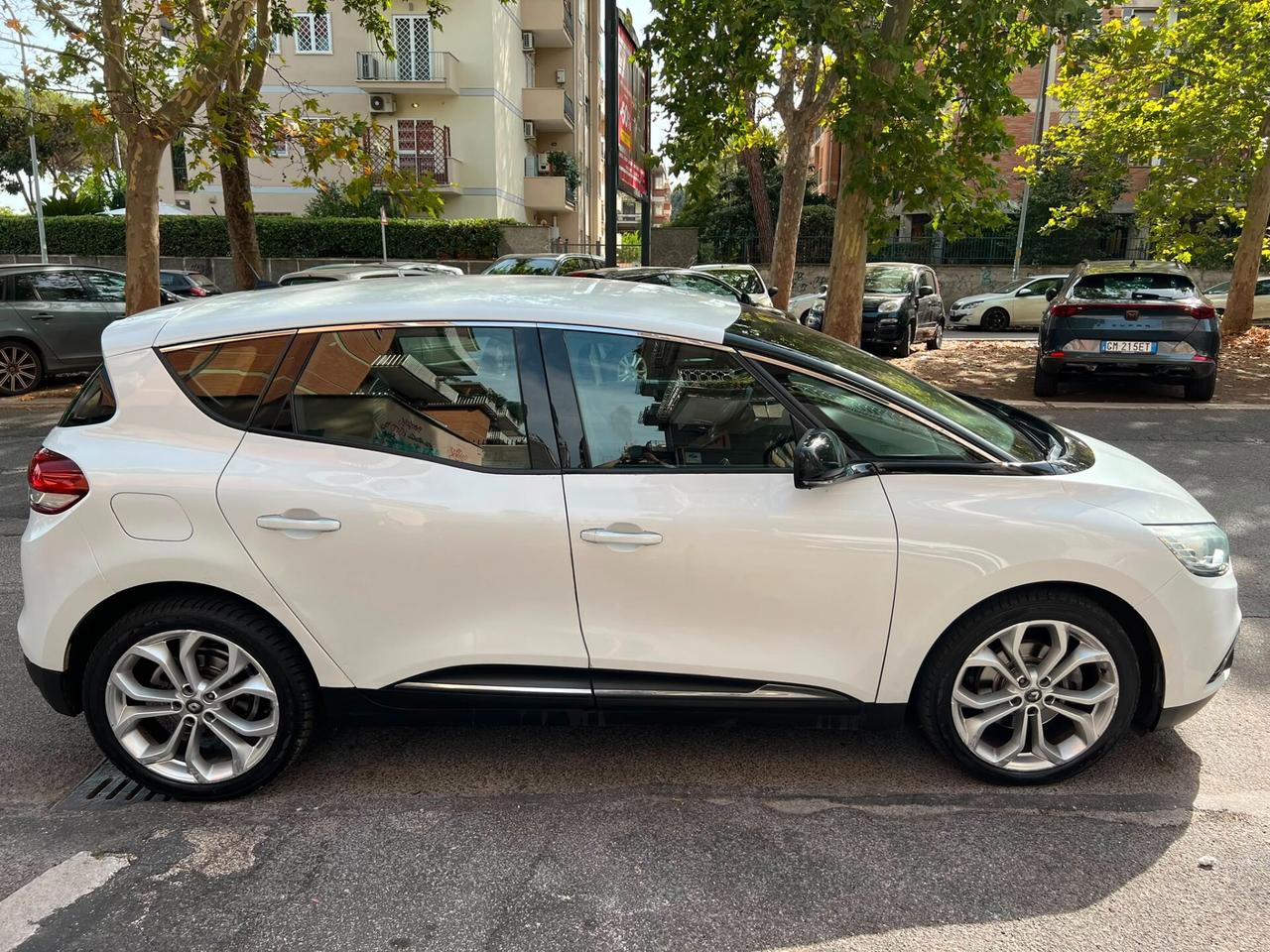 Renault Scenic Scénic dCi 8V 110 CV Energy Business