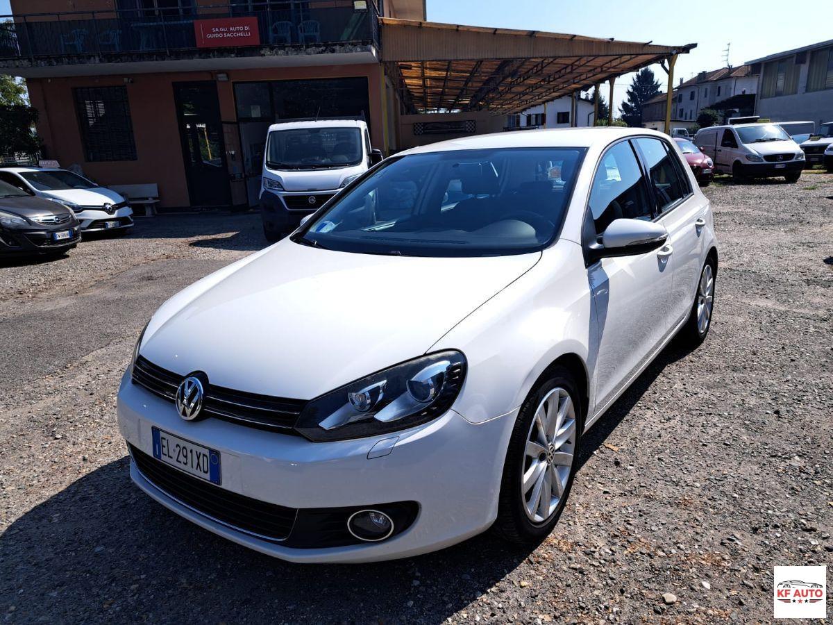 VOLKSWAGEN - Golf 1.6 tdi Highline 5p