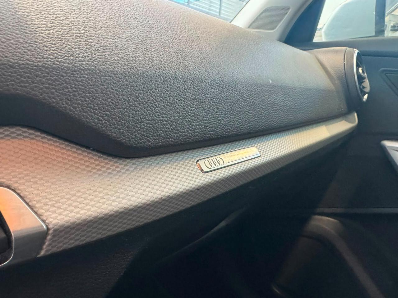 Audi Q2 35 TFSI S tronic Business Advanced