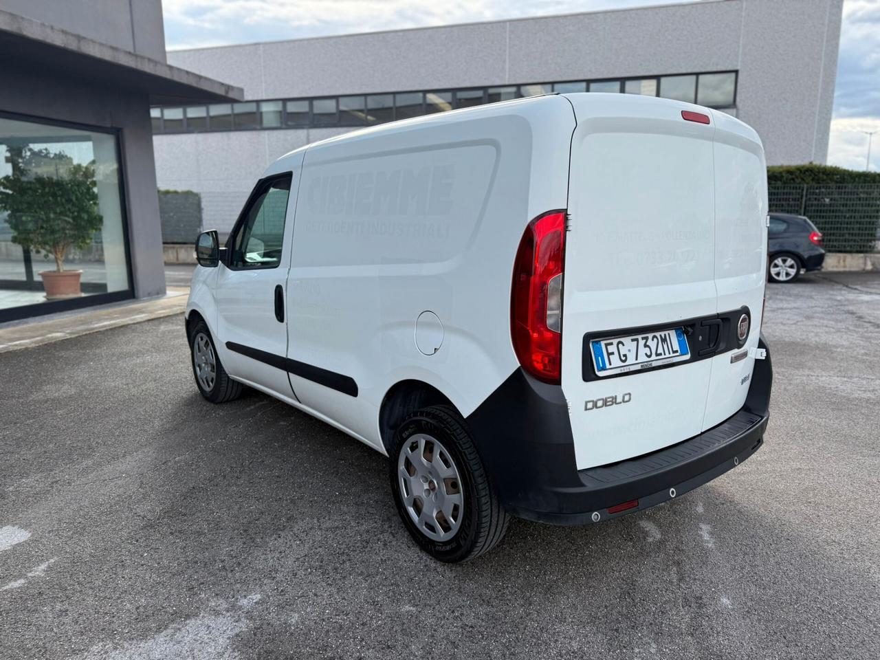 FIAT DOBLO 1.4 METANO 2016 12 MESI DI GARANZIA