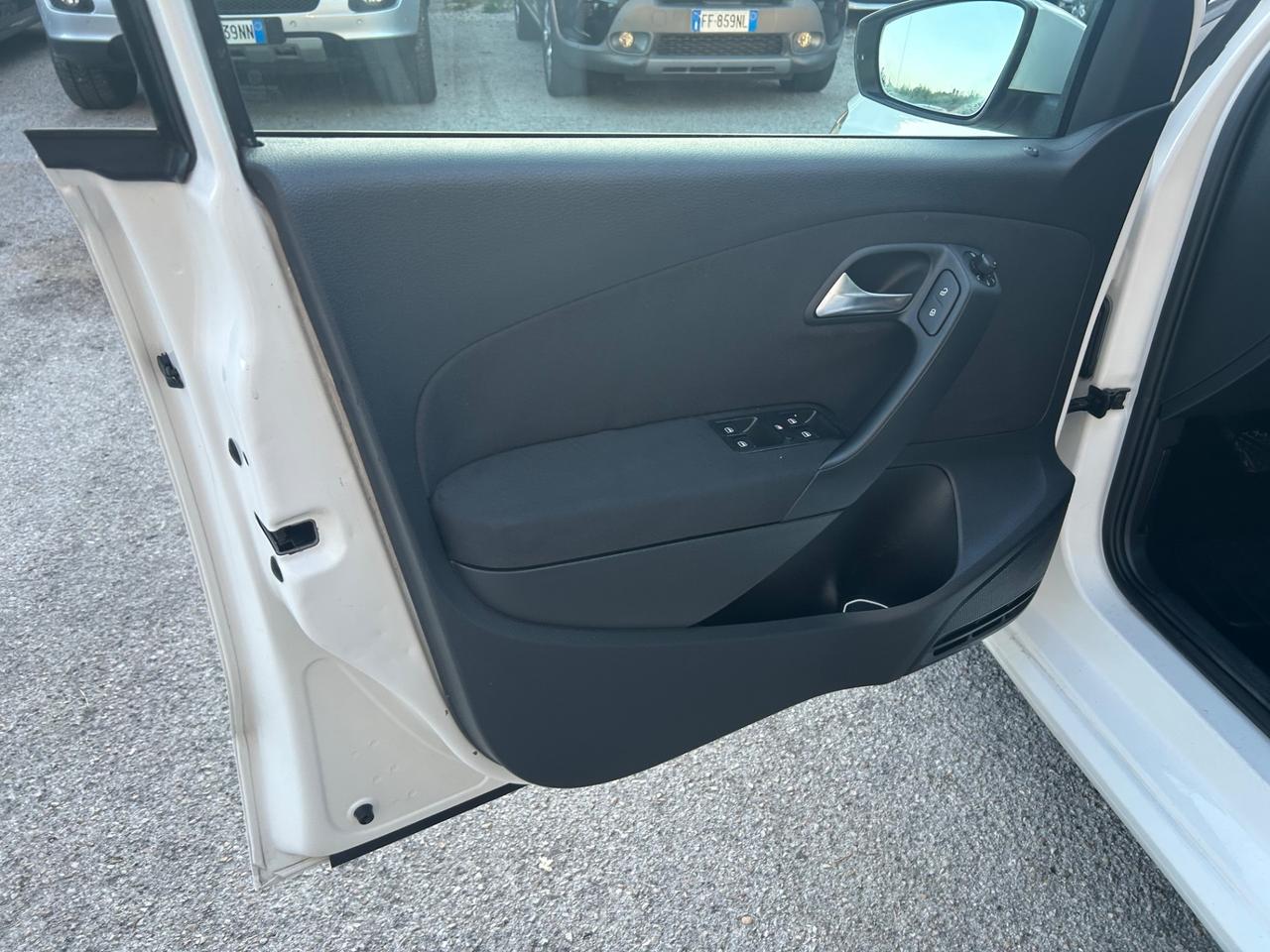 Volkswagen Polo 1.6 TDI 90CV DPF 5 porte Highline