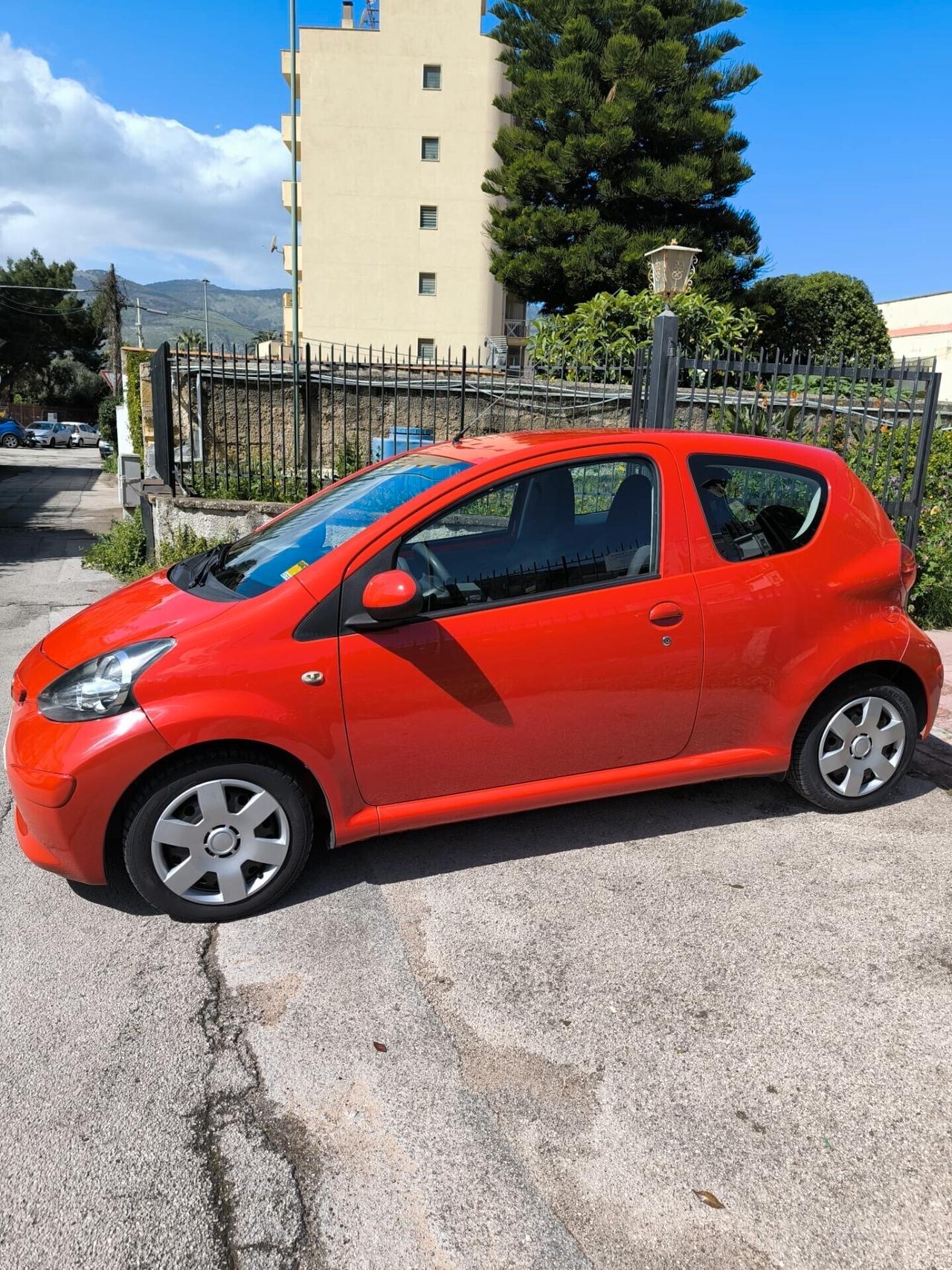 Toyota Aygo 1.0 12V VVT-i 3 porte Sol 2009