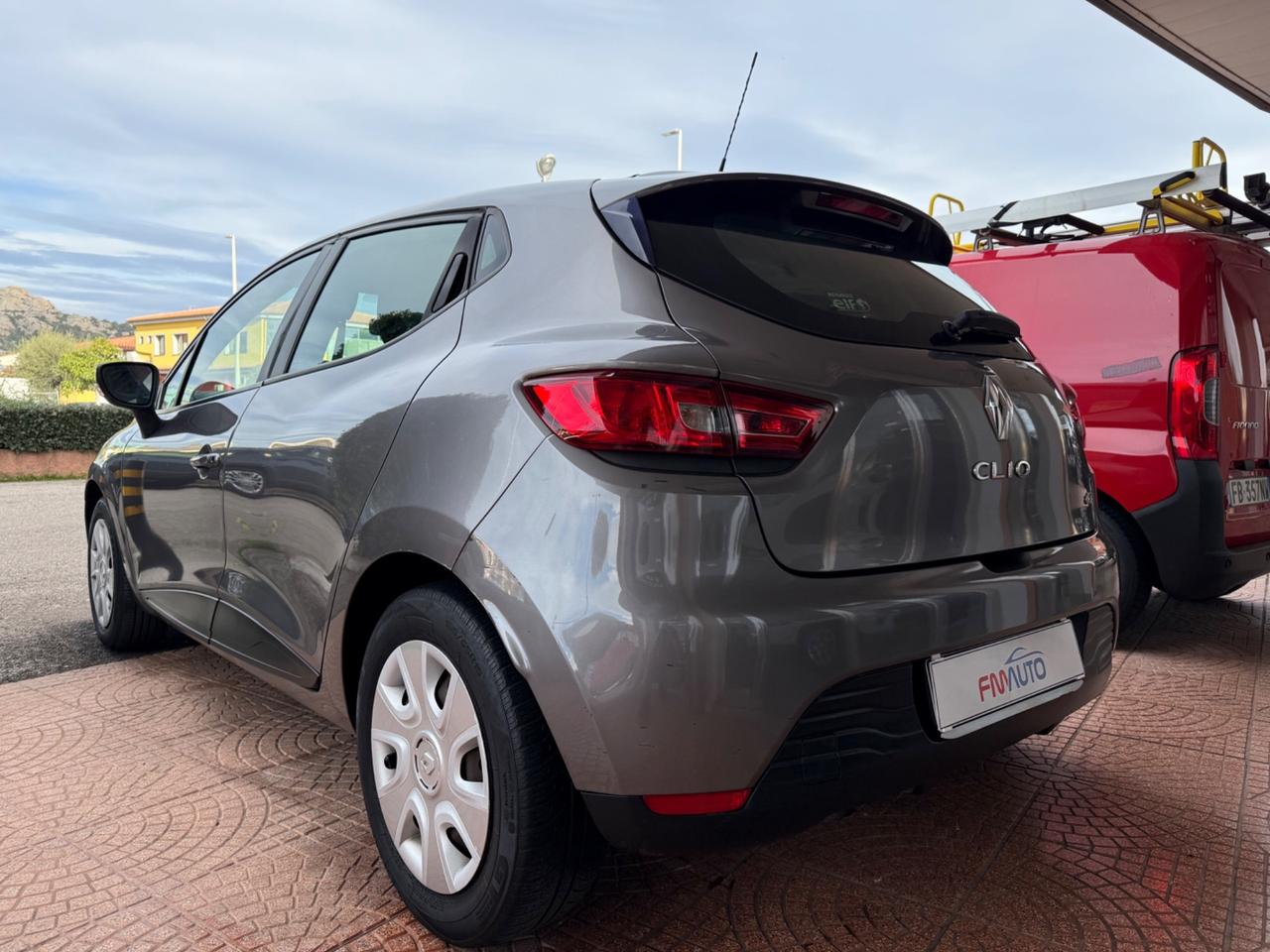 OCCASIONE!!! Renault Clio DCI 75CV DIESEL 5 porte OK NEOPATENTATI