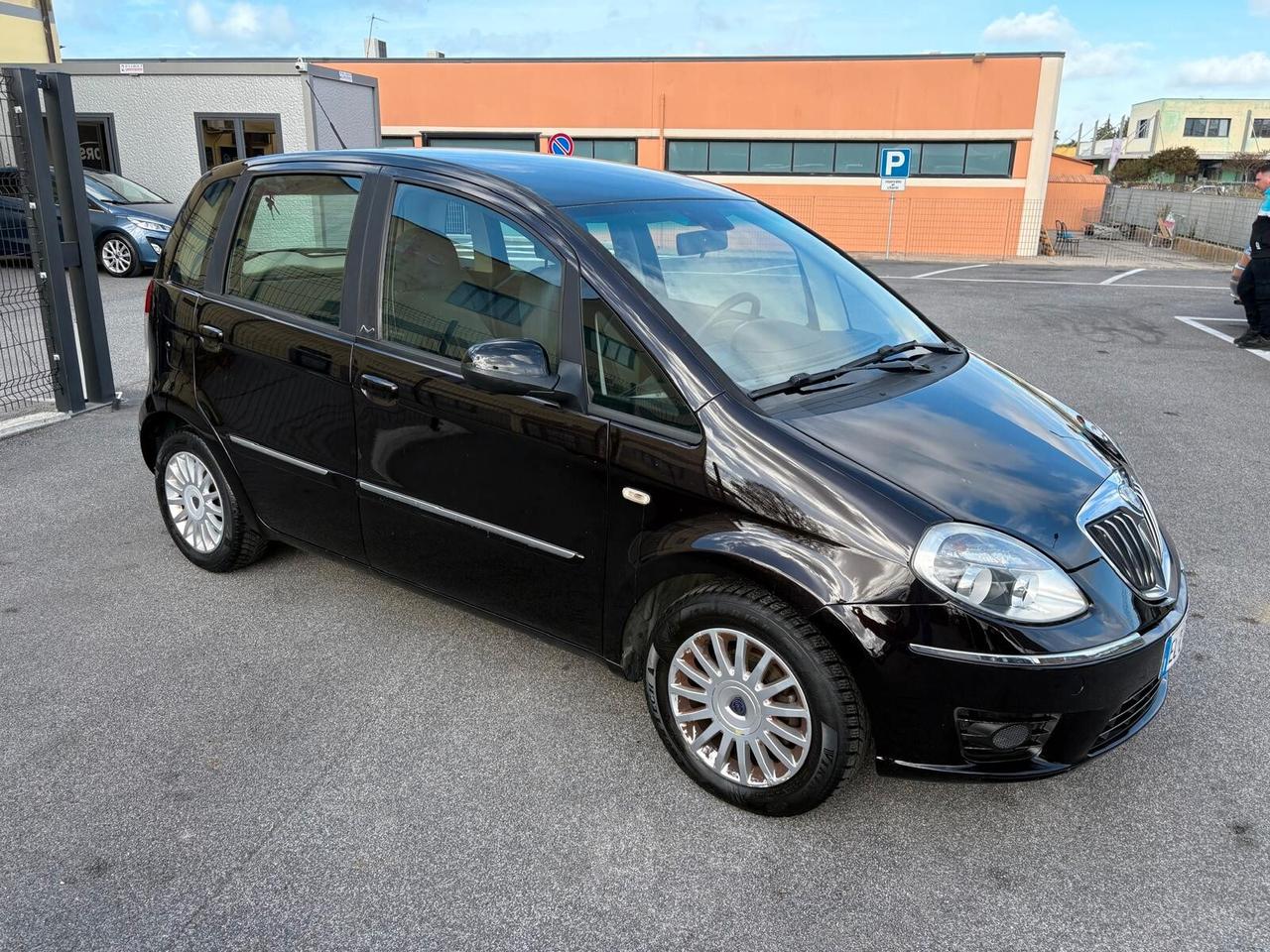 Lancia MUSA 1.4 - 110000km - adatta nepatentati