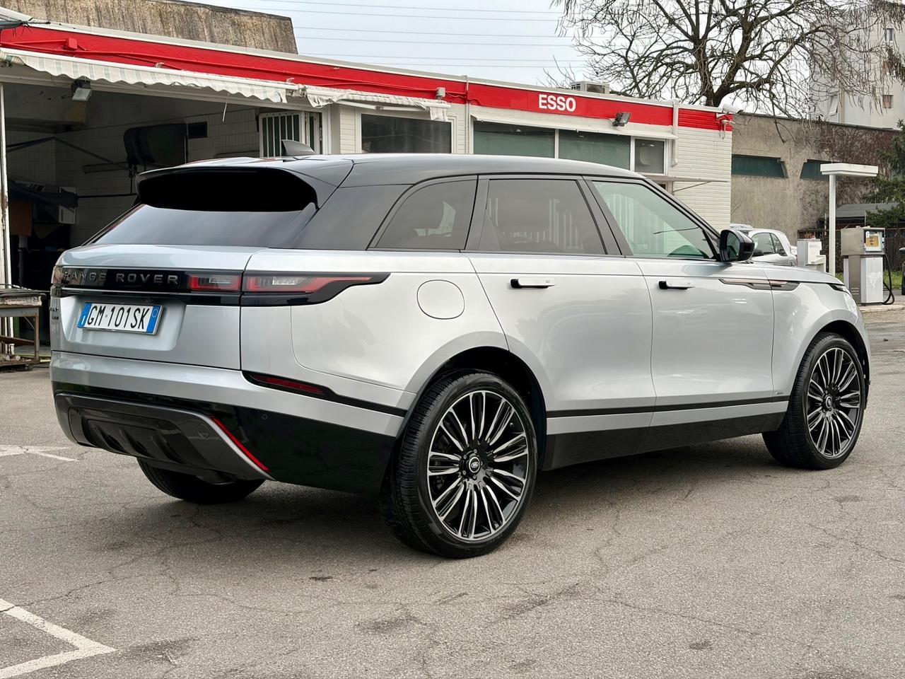 Land Rover Range Velar 2.0D I4 240 CV R-Dynamic HSE