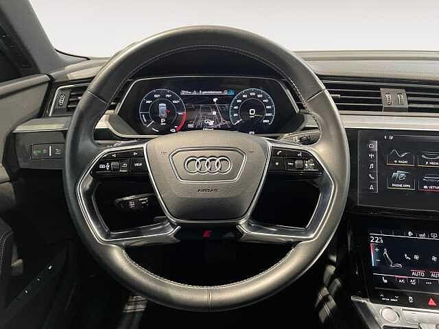 Audi e-tron 313CV (Batt.71kWh) Autom. quattro S-line