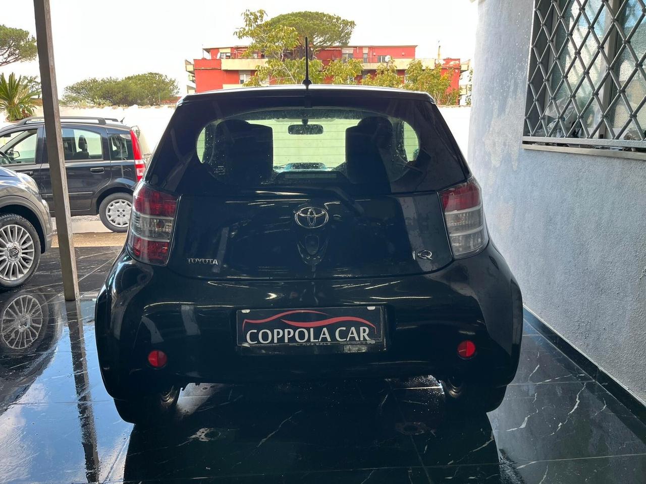 Toyota iQ 1.0