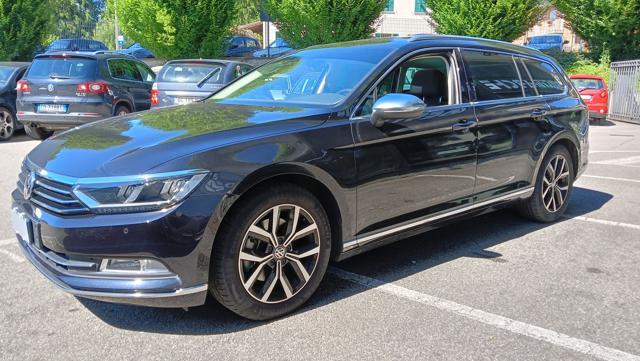 VOLKSWAGEN Passat Variant 2.0 TDI DSG Comfortline BlueMotion