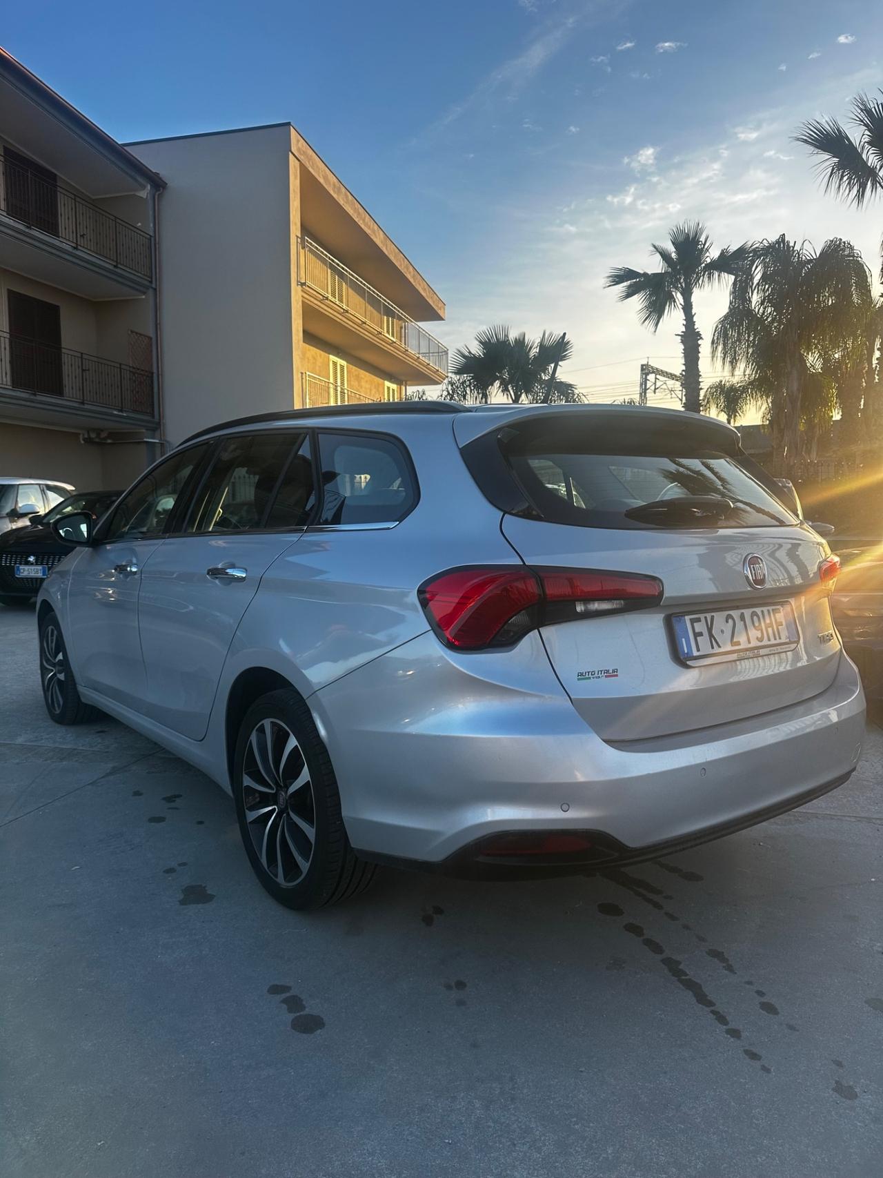 Fiat Tipo 1.6 Mjt S&S SW Lounge