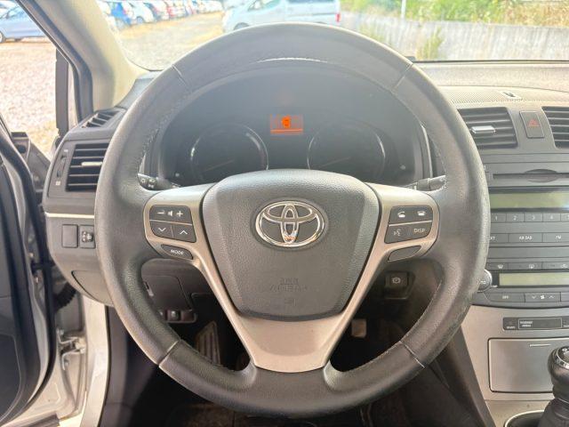 TOYOTA Avensis 2.0 D-4D KM E MOTORE ORIGINALI TAGLIANDI CERTIFICA