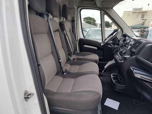 Peugeot Boxer 33 L2H2 2.2 BlueHDi 140cv S&S