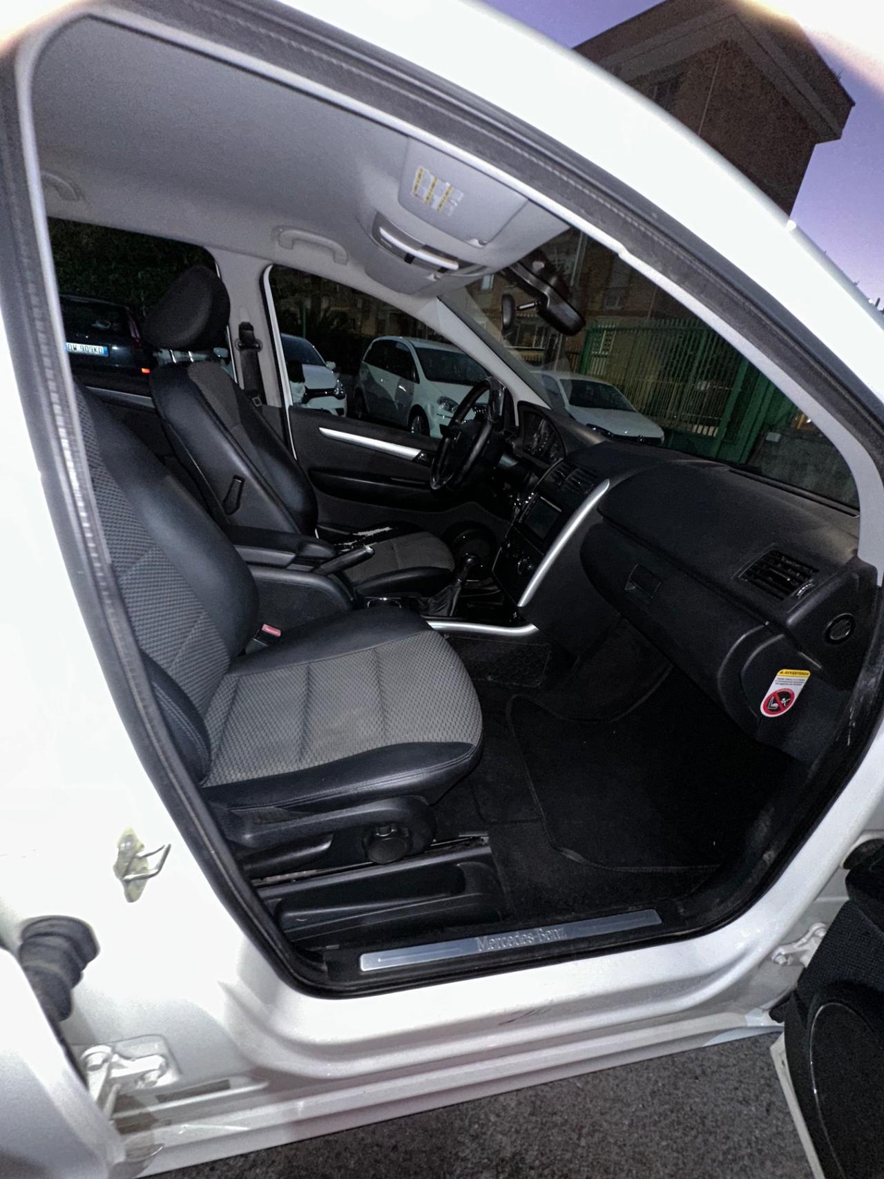 Mercedes-benz A 160 CDI BlueEFFICIENCY Avantgarde