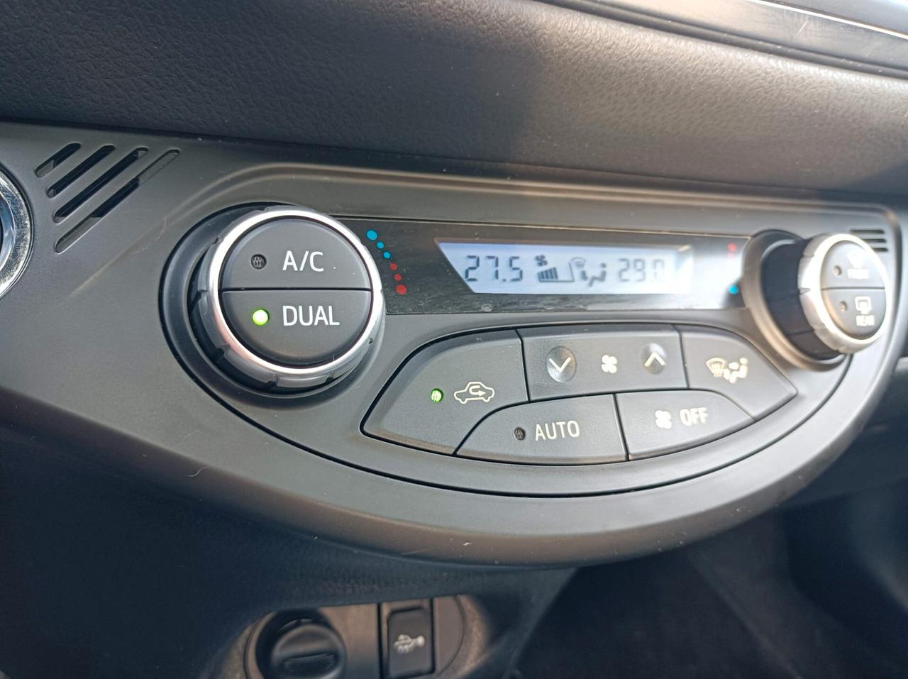 Toyota Yaris 1.5 hybrid 5 p. trend "White Edition"