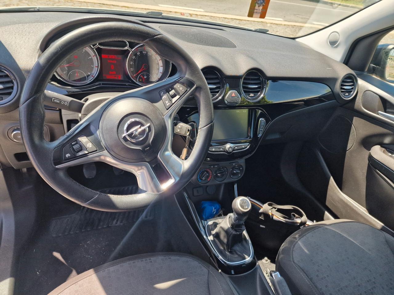 Opel Adam 1.4 87 CV GPL Tech Slam