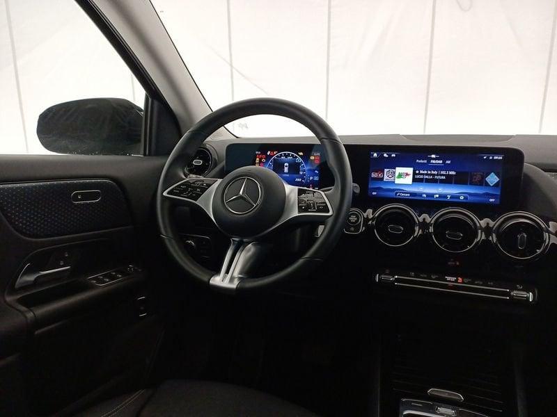 Mercedes-Benz GLA GLA-H247 2023 180 d Advanced auto