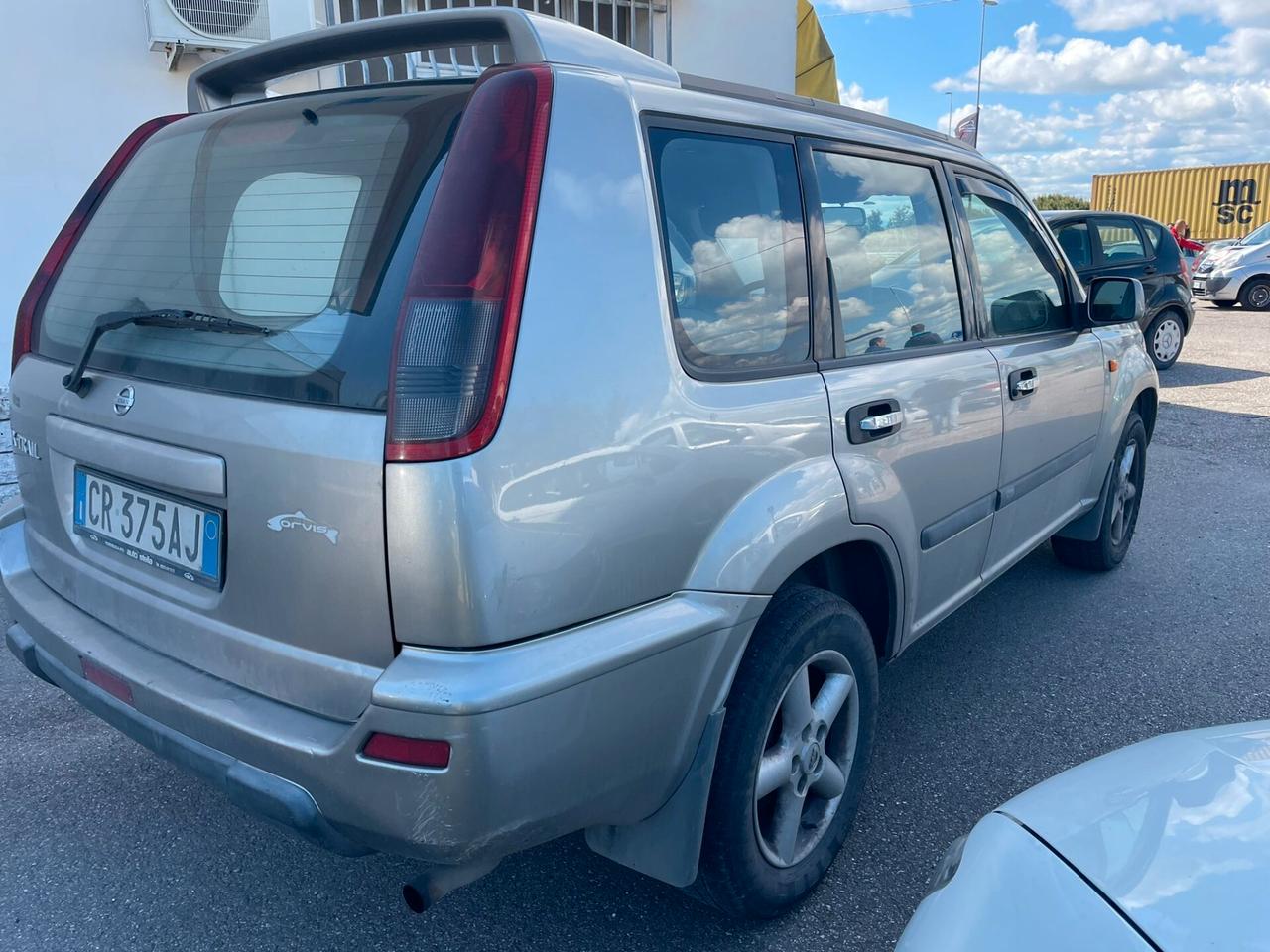 Nissan X-Trail 2.2 dCi Elegance