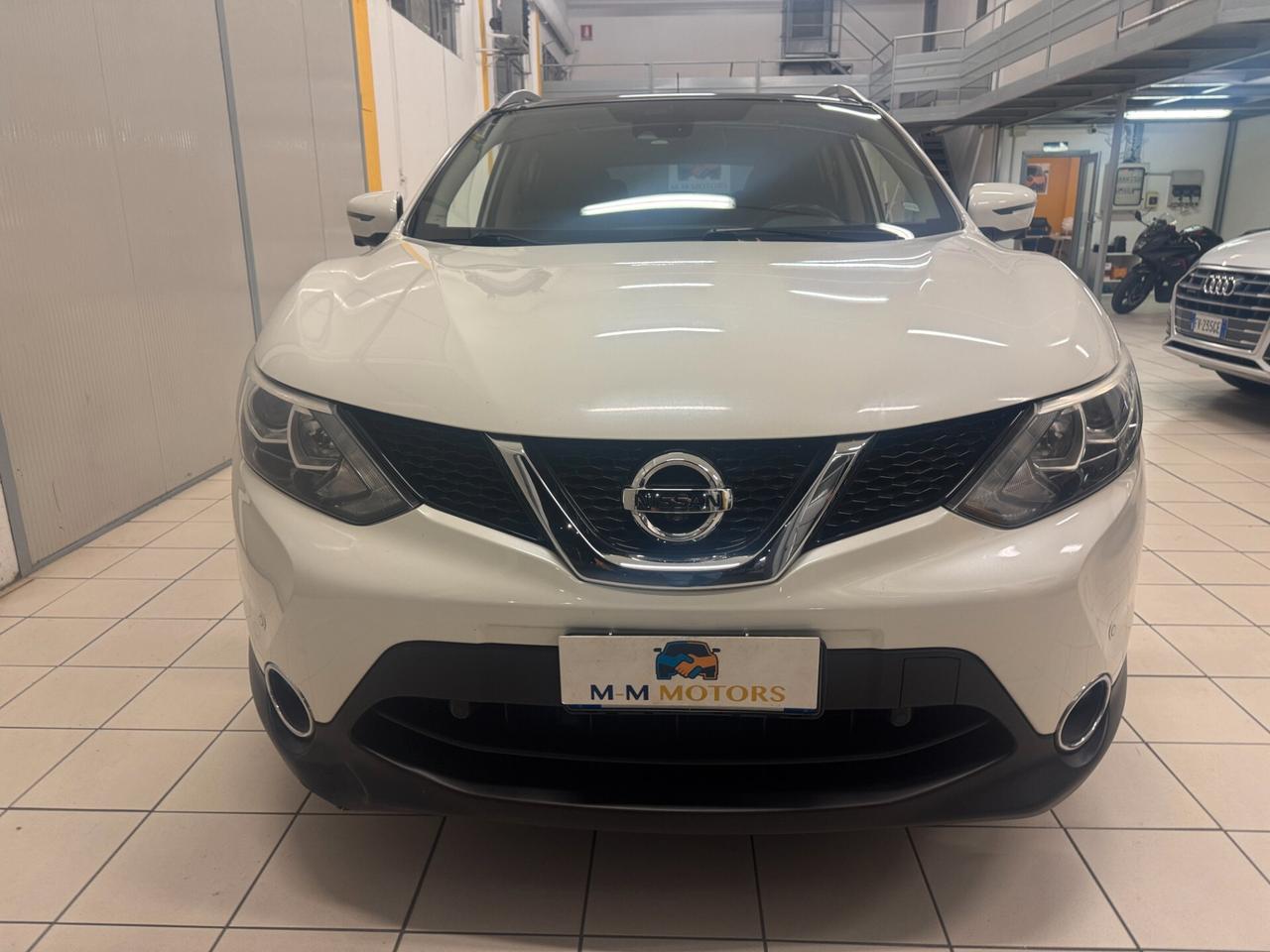 NISSAN Qashqai 1.5 dCi N-Connecta