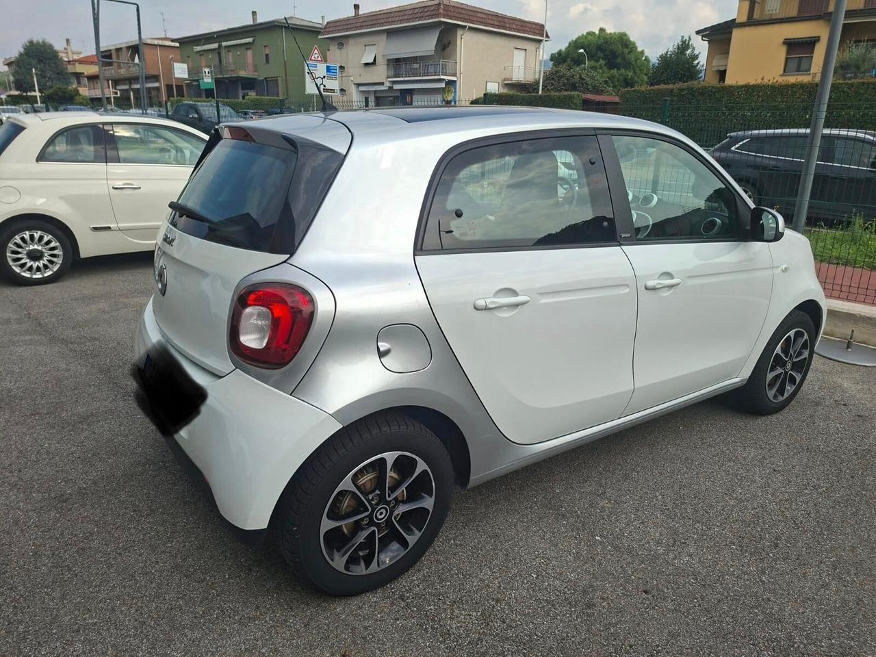 Smart ForFour 70 1.0 Youngster