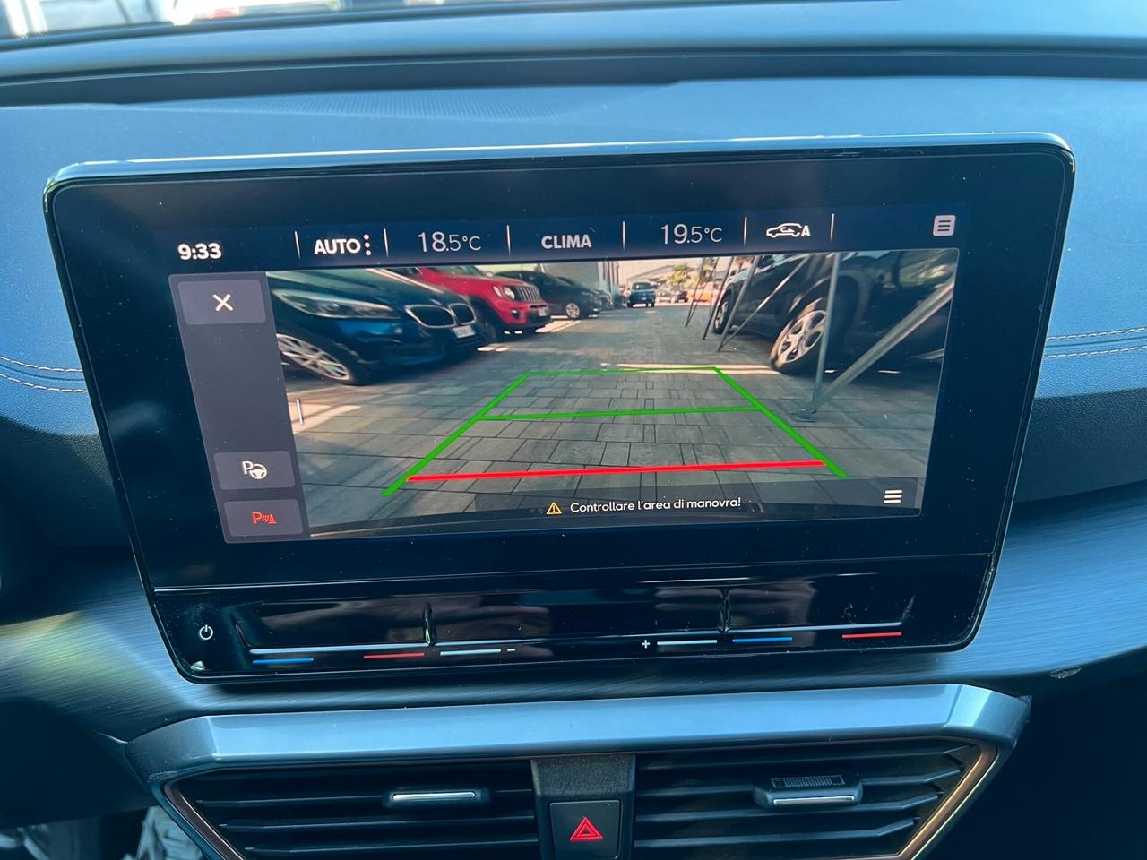 Kia Sorento 1.6 T-GDi PHEV AT6 4WD Business