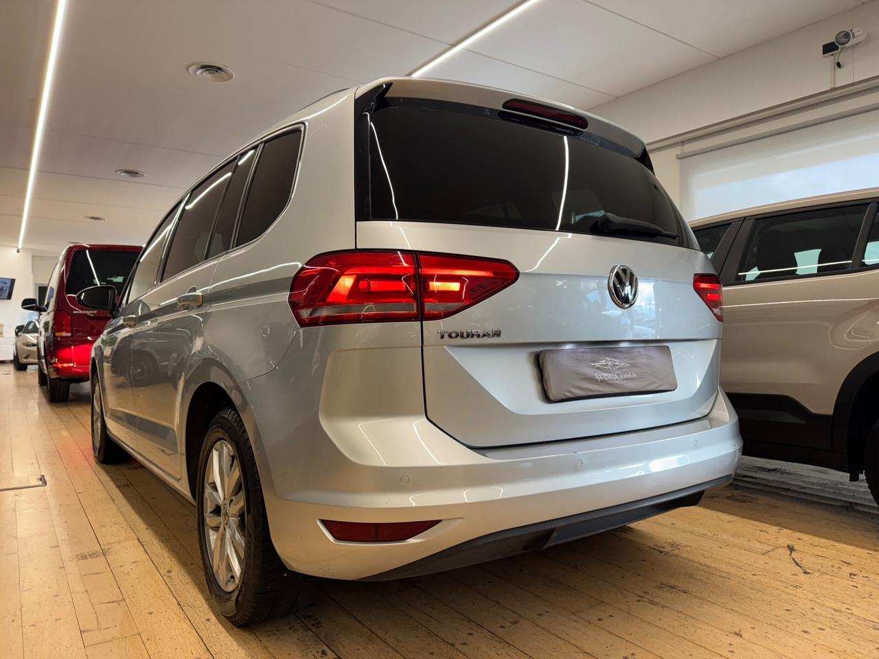 Volkswagen Touran 7 POSTI DSG Highline BlueMotion Tech.