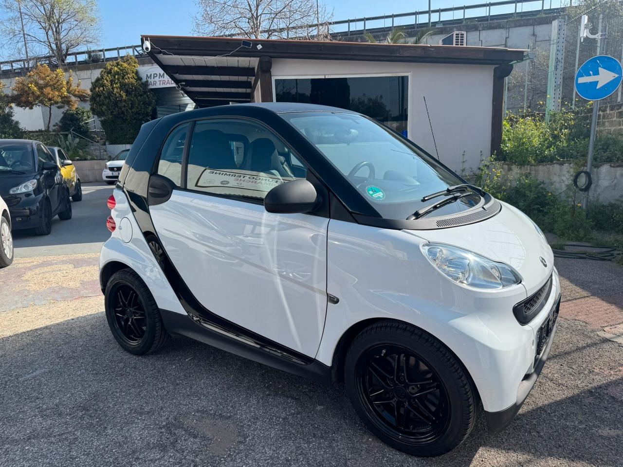 Smart ForTwo 1000 52 kW MHD coupé pure