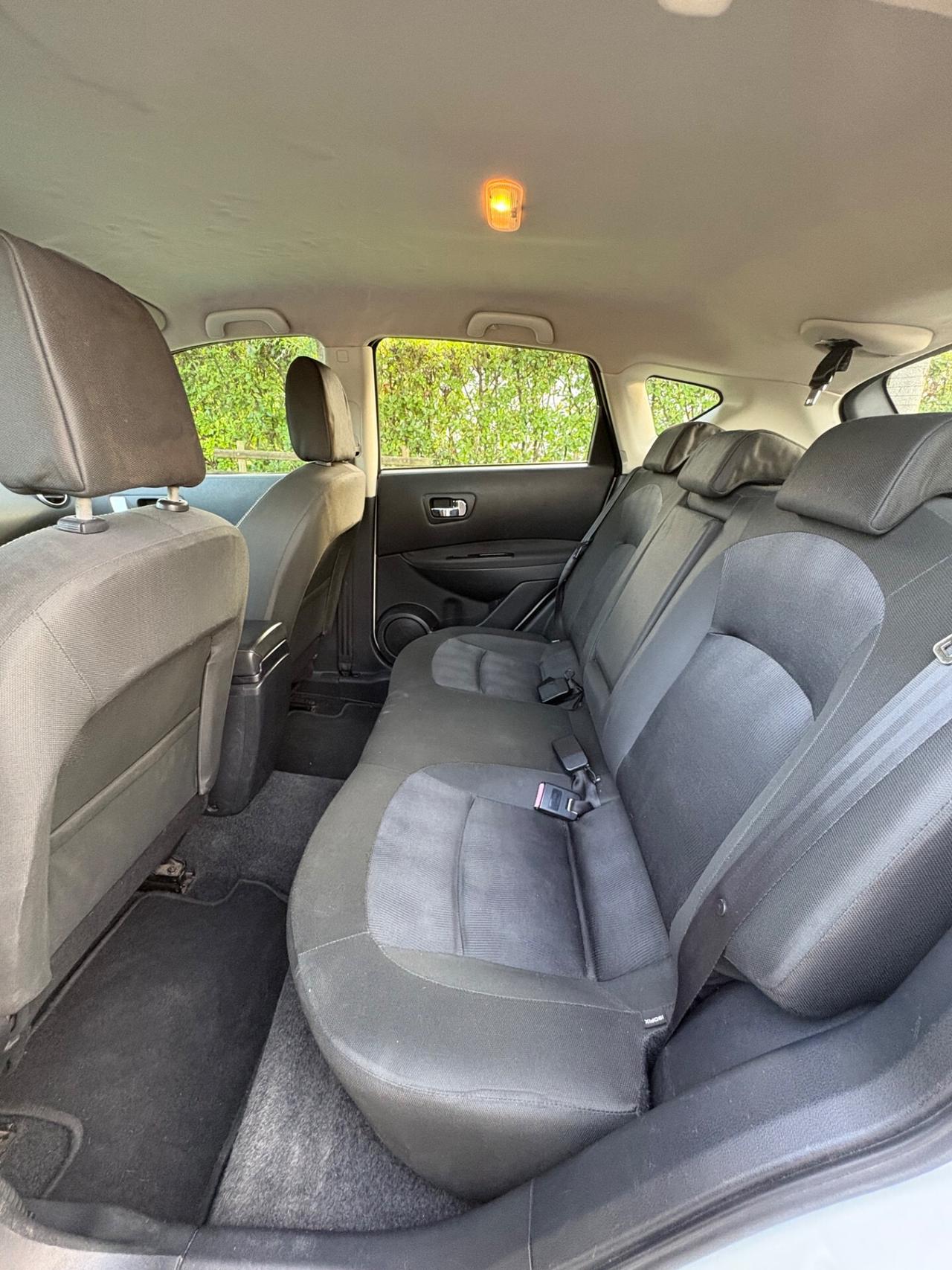 Nissan Qashqai 1.5 dCi DPF Visia ok Neopatentati!!!