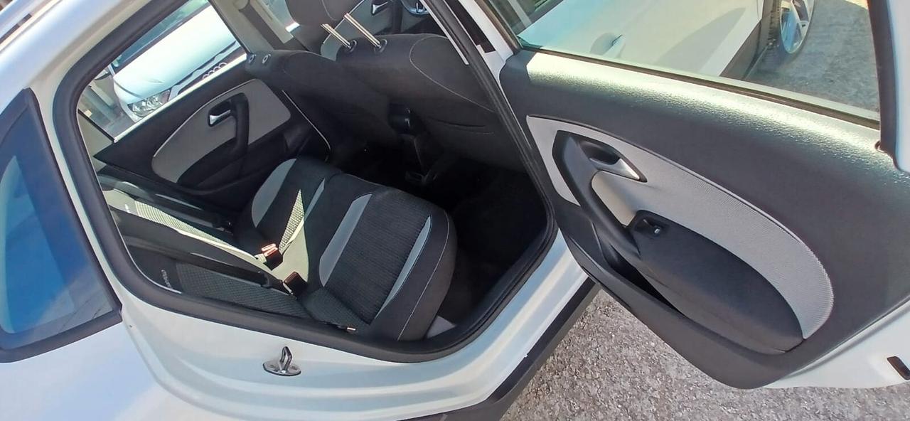 Volkswagen Polo Cross 1.4 TDI BlueMotion Technology