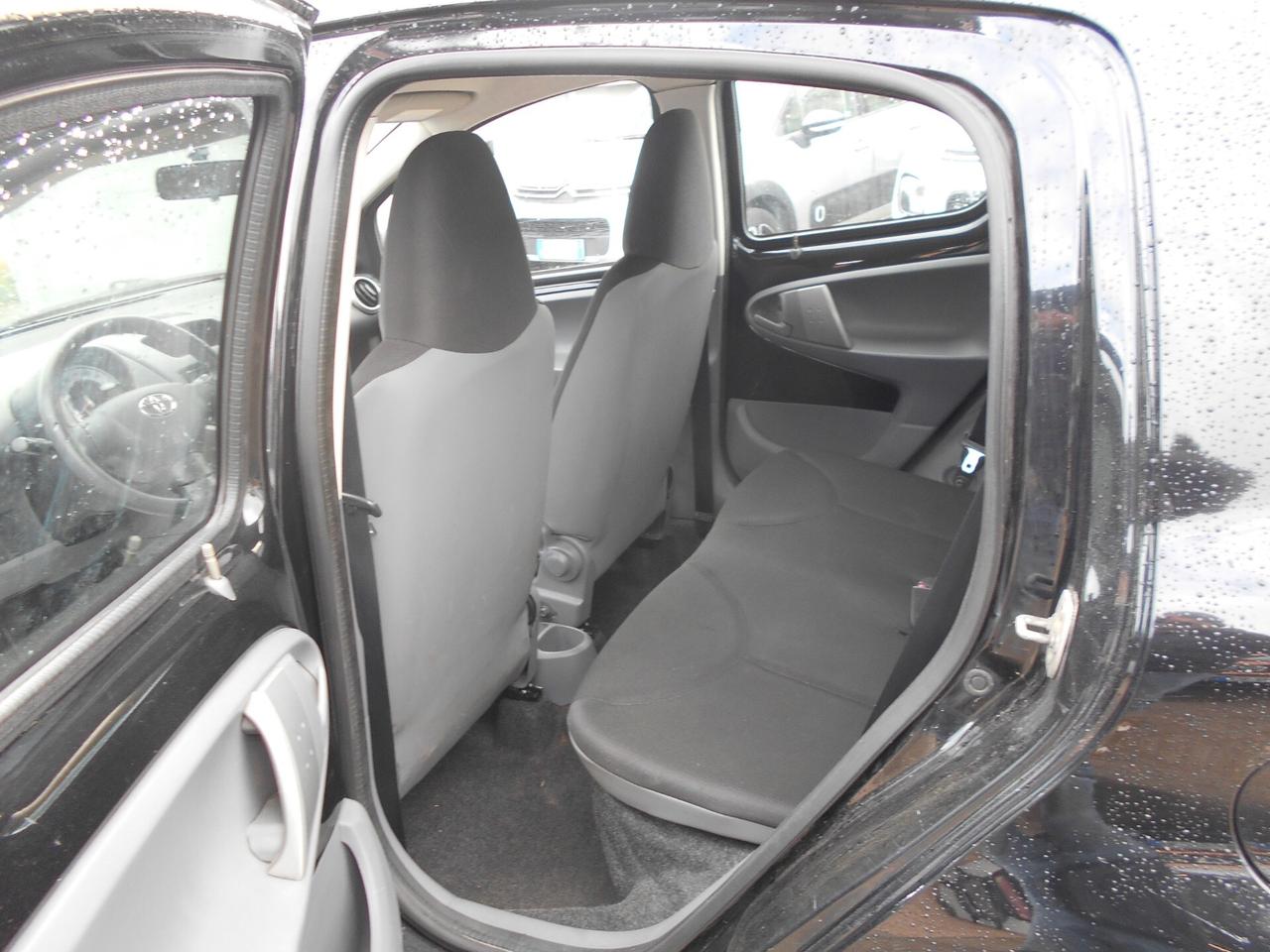 Toyota Aygo 1.0 12V VVT-i 5 porte Now