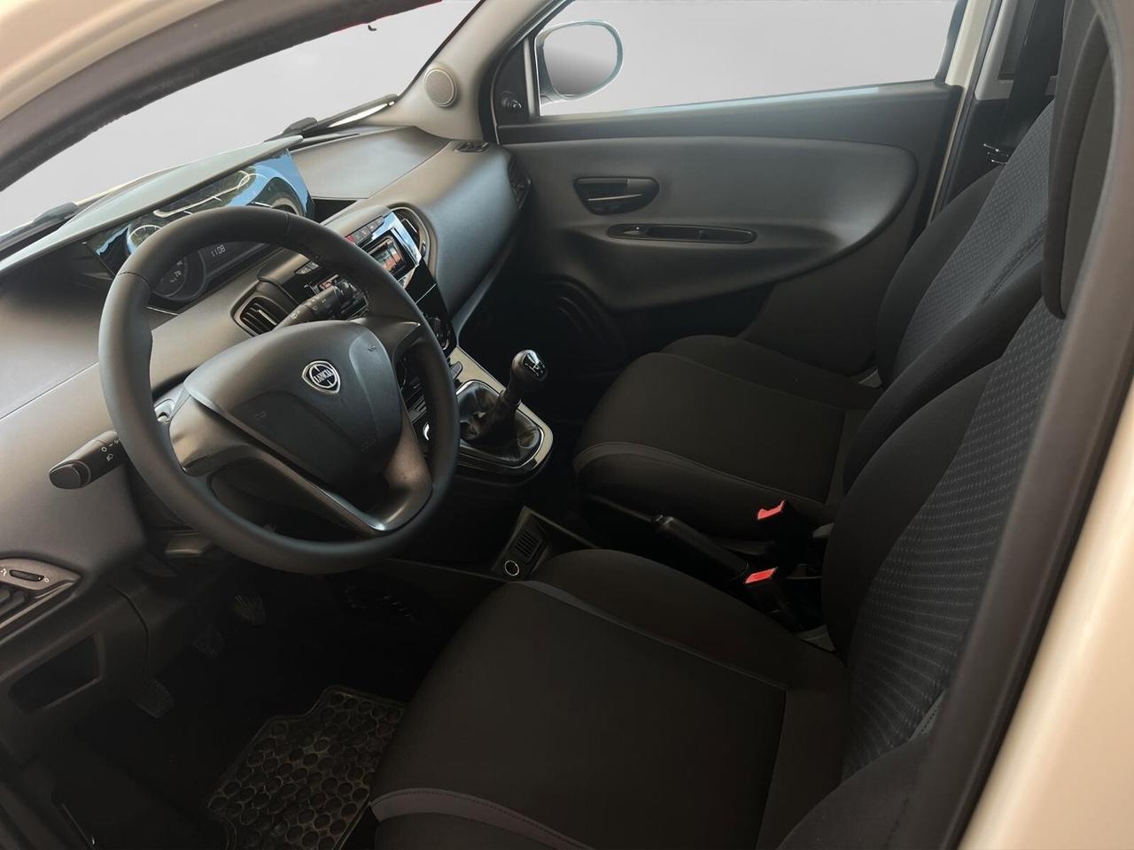 Lancia Ypsilon 1.3 MJT 95cv Gold NEOPATENTATI